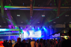 am Frühlingsfest Seewen hat USL Veranstaltungstechnik mit professioneller Musikanlage und mitreissender Lichtshow für gute Stimmung gesorgt.