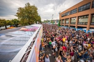 Die grösste Party der Schweiz; mit USL Veranstaltungstechnik an der Streetparade 2018