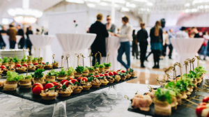 Wir vermitteln Ihnen den passenden Partner für Ihren Event. Ob Catering oder Künstler, wir von USL Schweiz haben den richtigen Kontakt